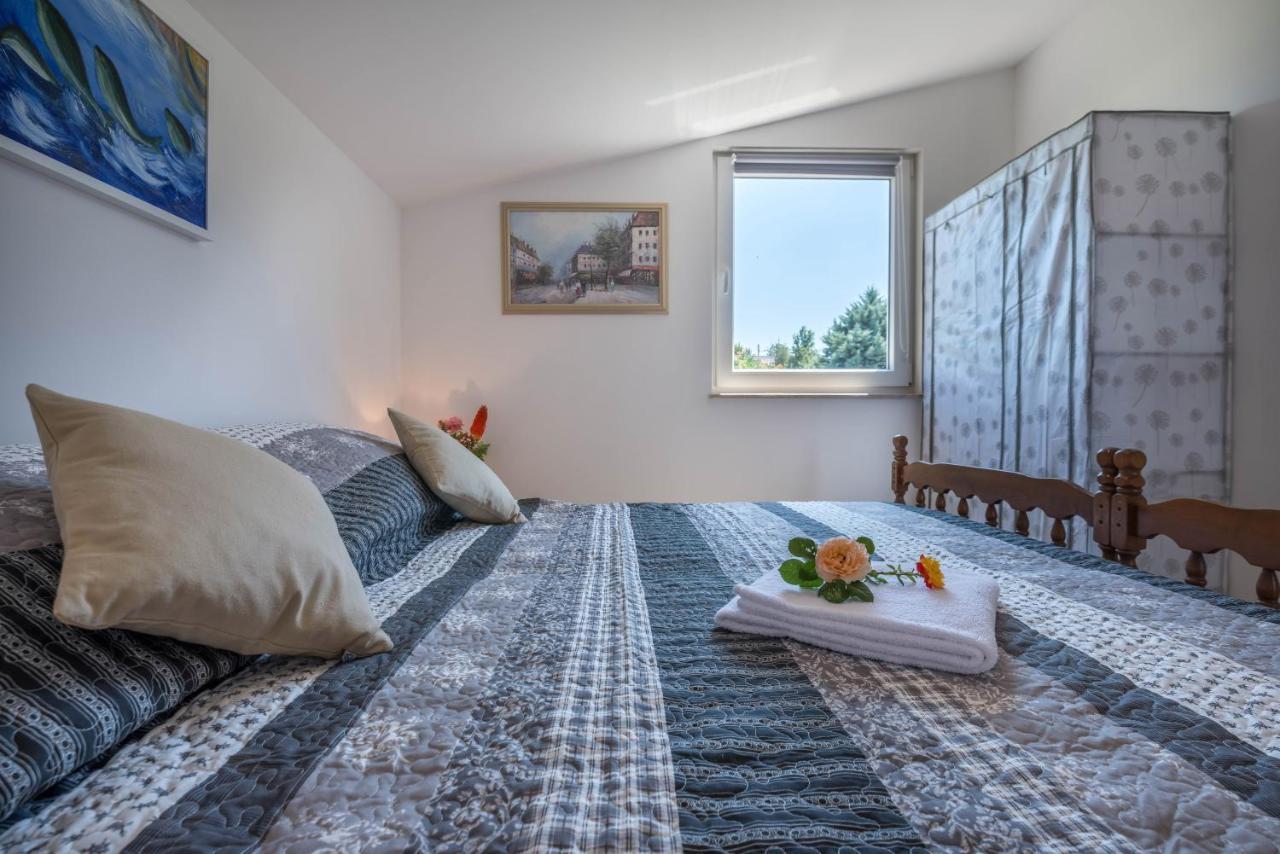 Apartment Radeki Glavica 112B Loborika Ngoại thất bức ảnh